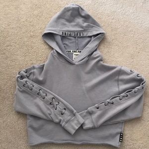 VS PINK Cropped Sweatshirt